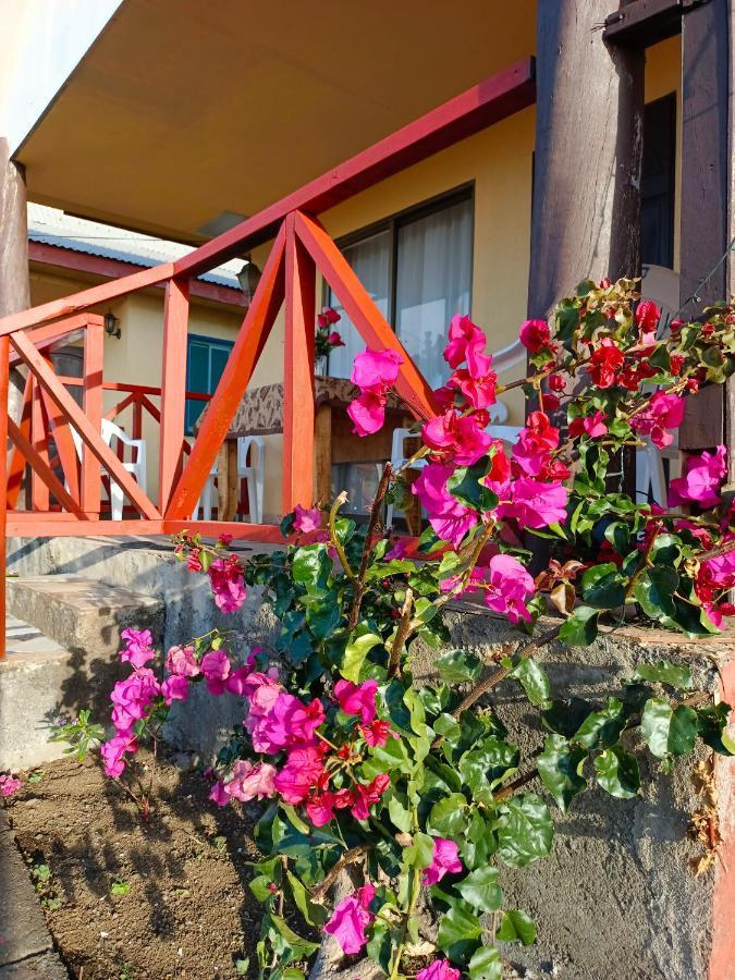 cabañas Te Pito Kura Rapa Nui Hanga Roa Exterior foto